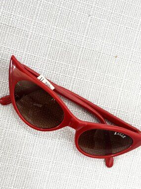 50’s Style Red Cat Eye Sun Glasses Y2K NOS NWOT